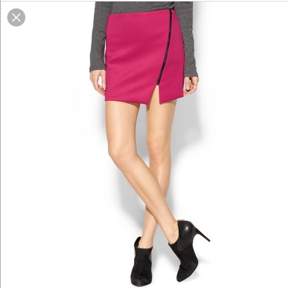 Wells Grace Asymmetrical zipper skirt size small